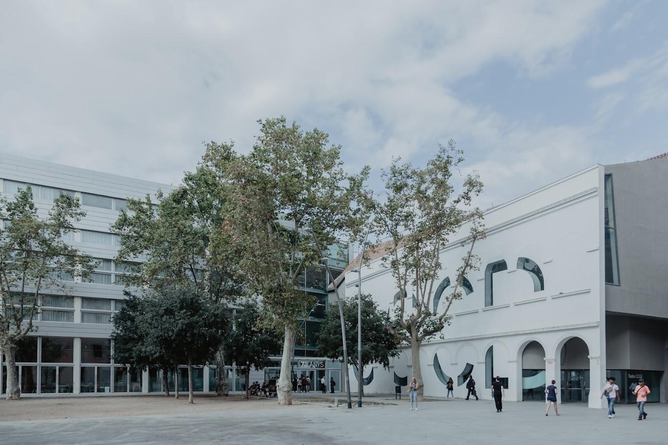 entrada facultat