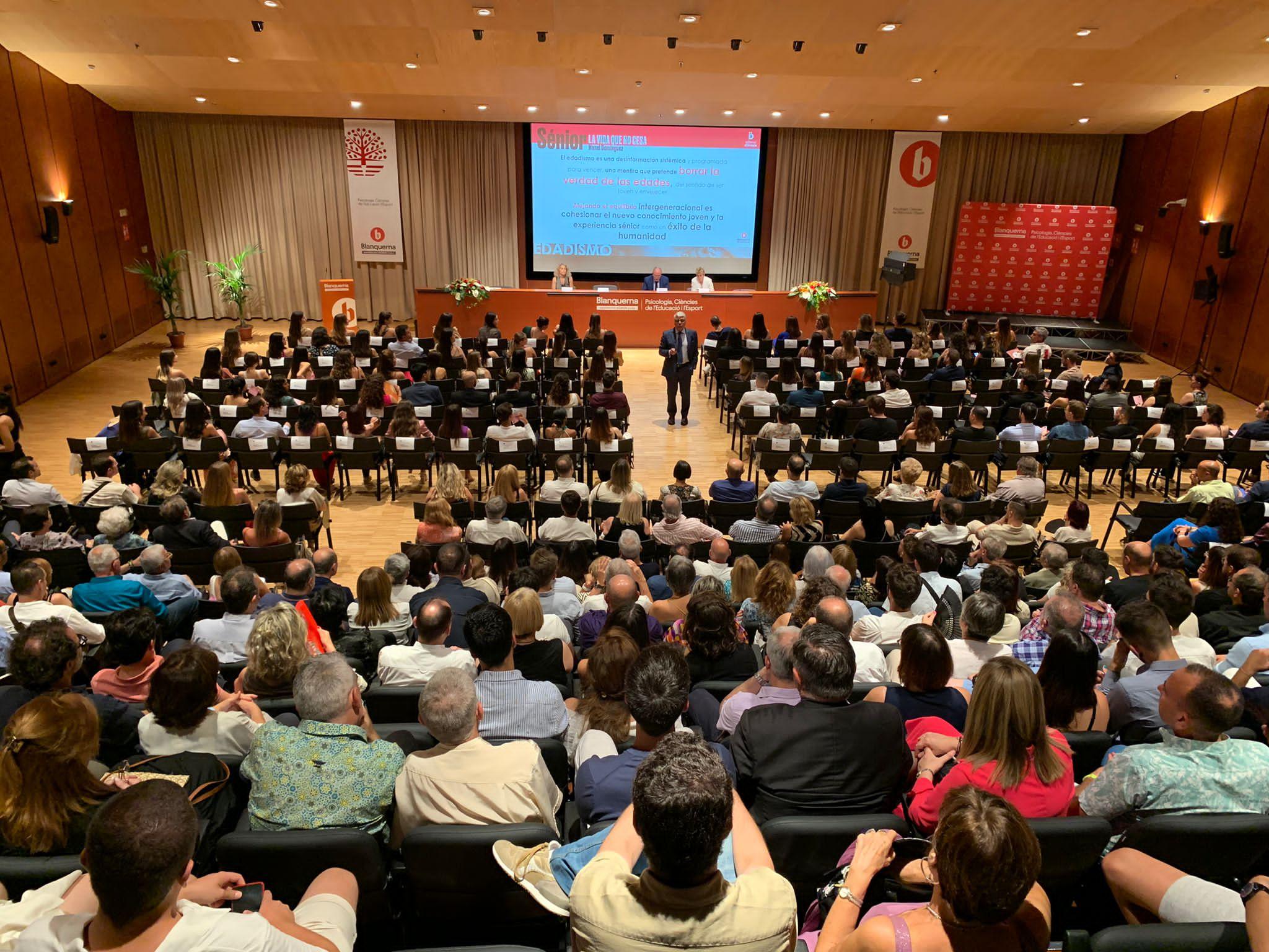 Graduació MU