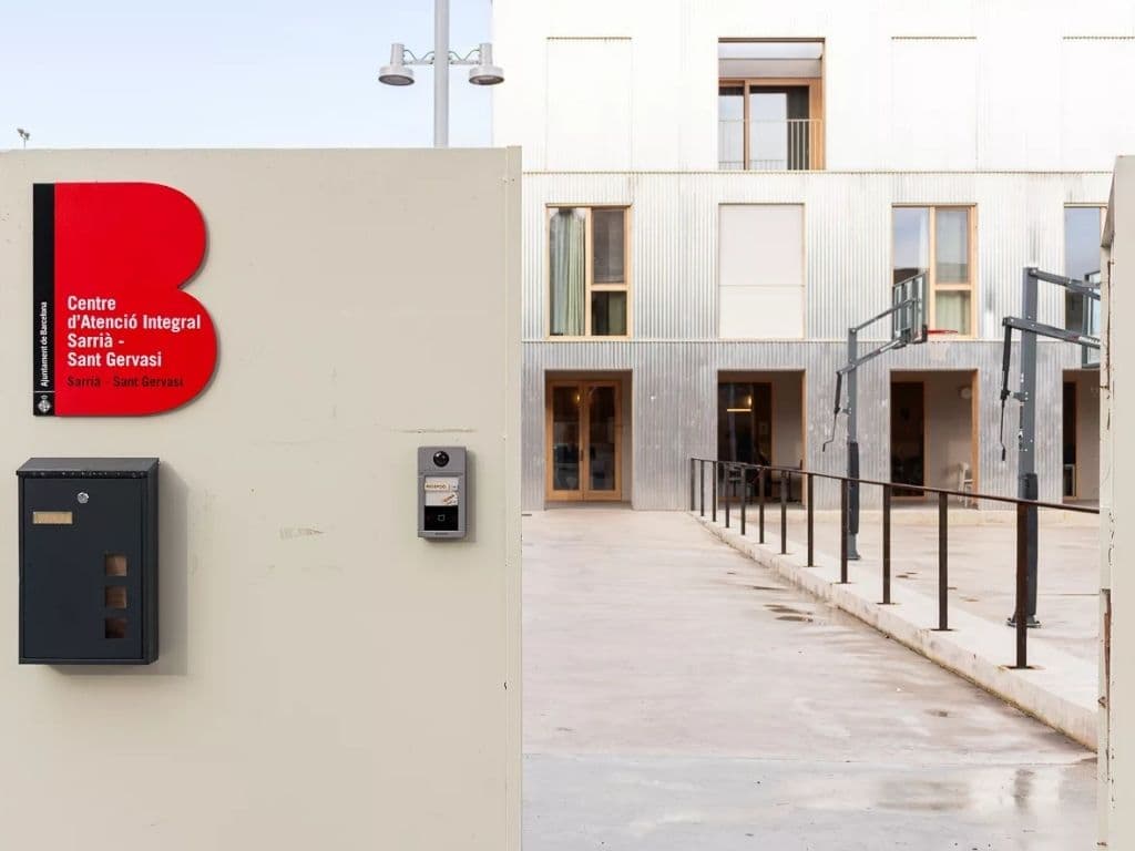 centre de la dona d'acollida