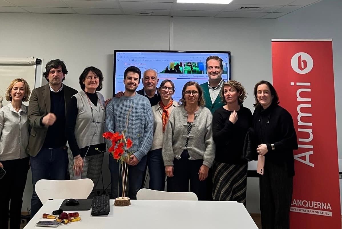 Fotografia grupal del Chapter a París