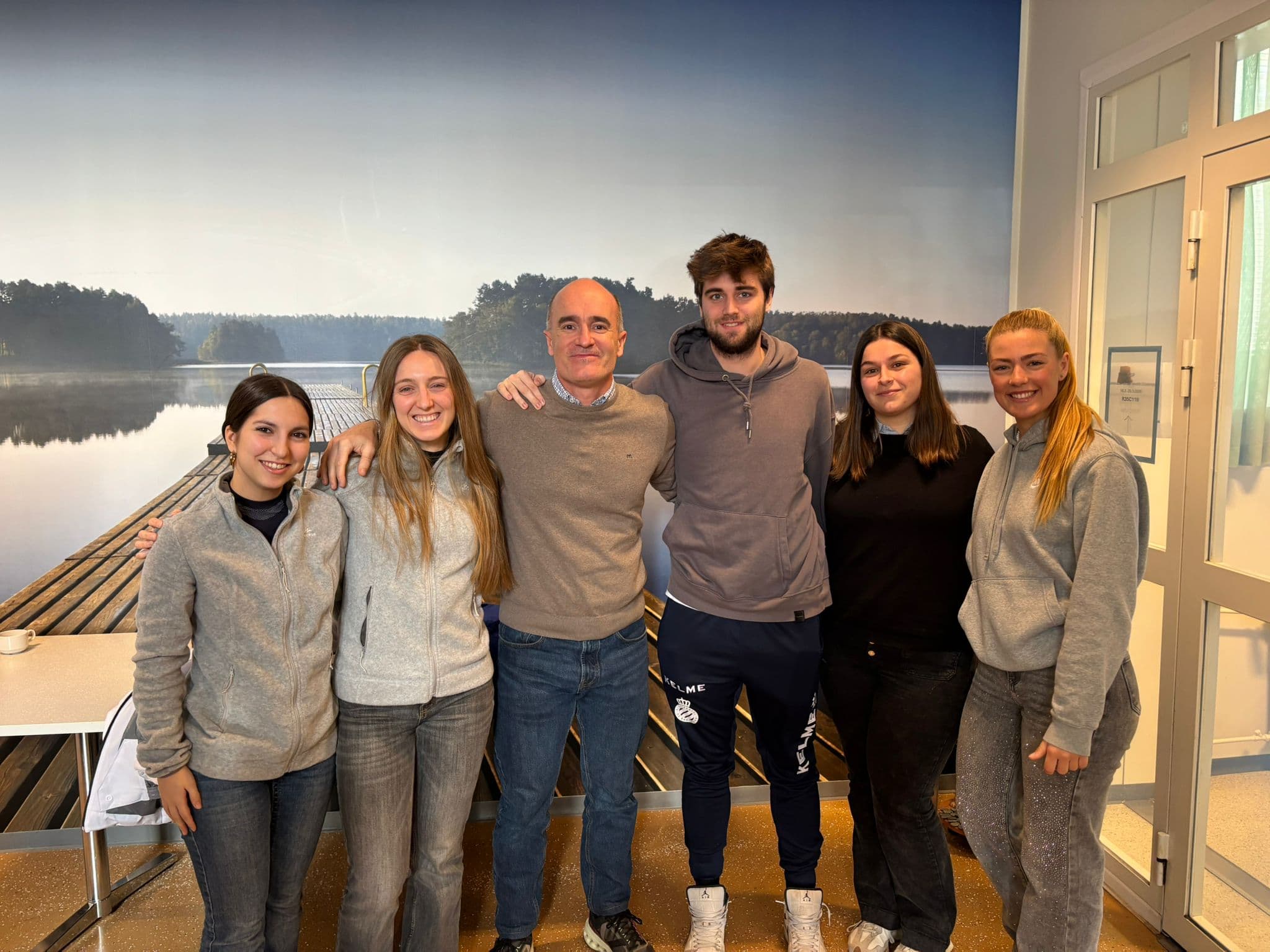 Grup que va assistir a l'experiència internacional