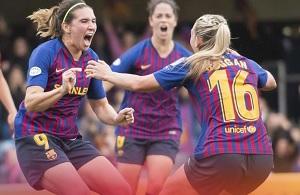 Estudiantes de Blanquerna Salud, en la final de la UEFA Women's Champions League con el FCB