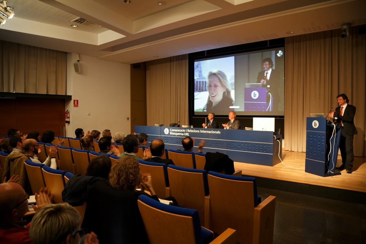 El grado para los líderes del futuro: Global Communication Management Degree