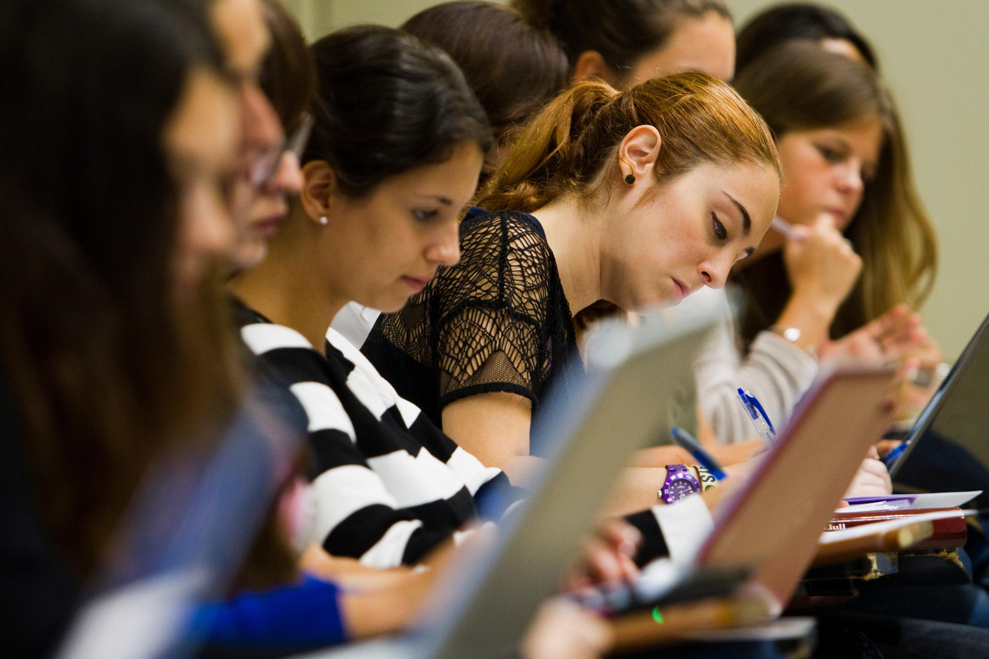 Com es formen els futurs mestres de religió a Blanquerna-URL