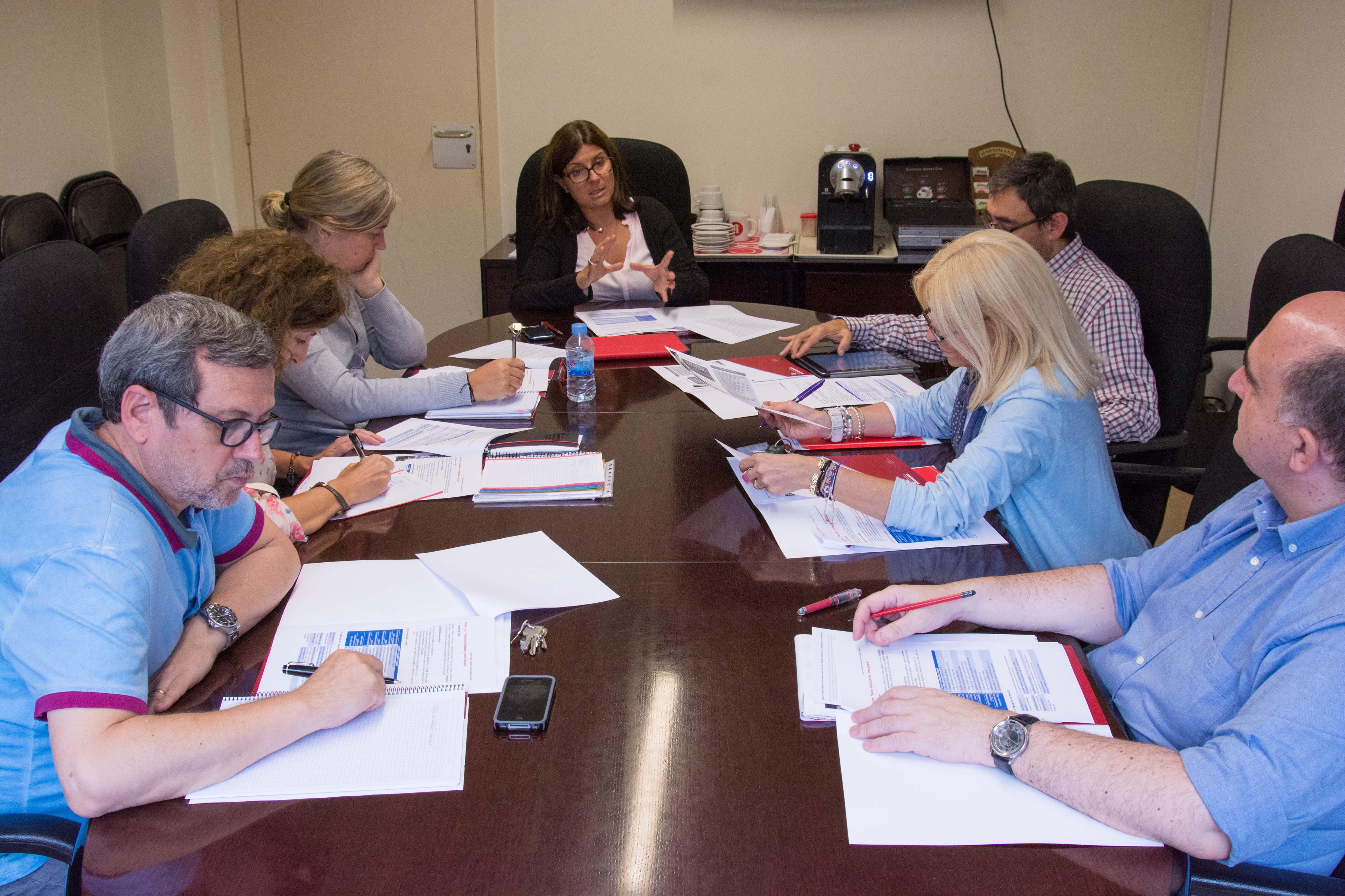 Set professors dels estudis de Magisteri de la Facultat de Psicologia, Ciències de l'Educació i de l'Esport Blanquerna impartiran cursos de postgrau per al personal de Fe y Alegría