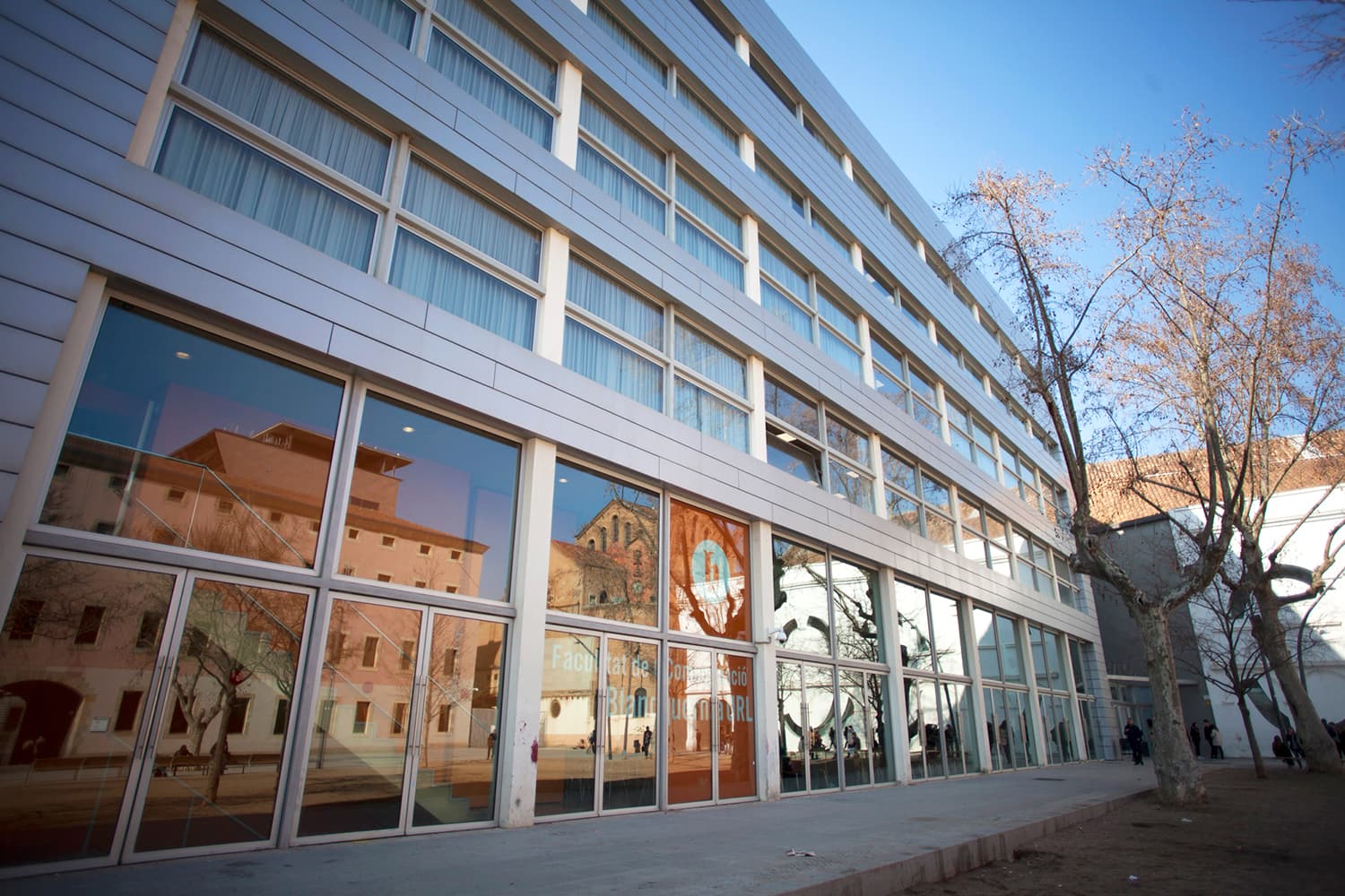 Facultat de Comunicació i Relacions Internacionals