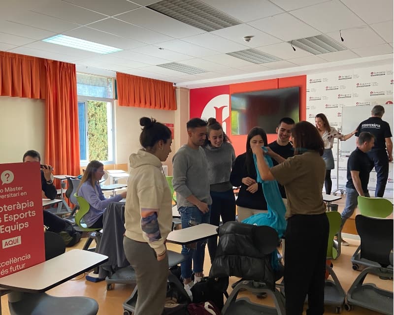 Estudiants de quart curs de Fisioteràpia a la jornada d'orientació De l'Aula al Món Professional