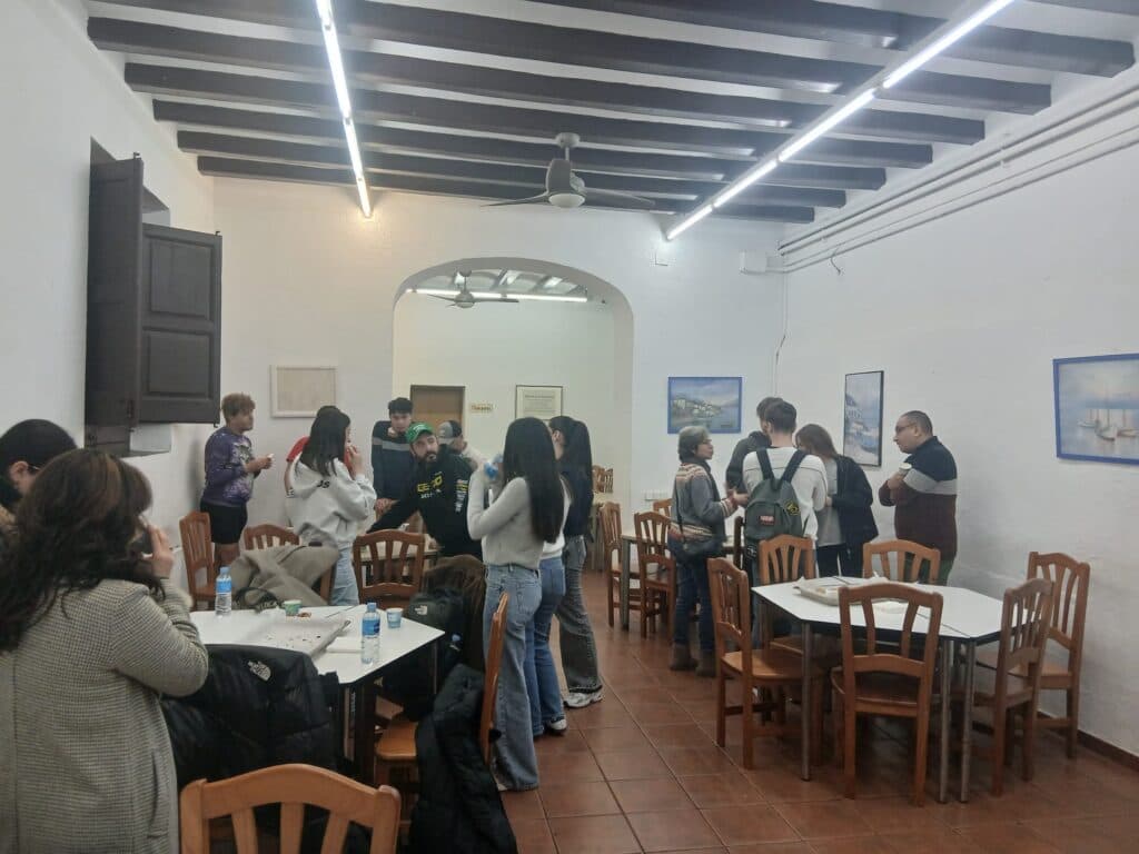 L'alumnat al menjador del centre Can Banús