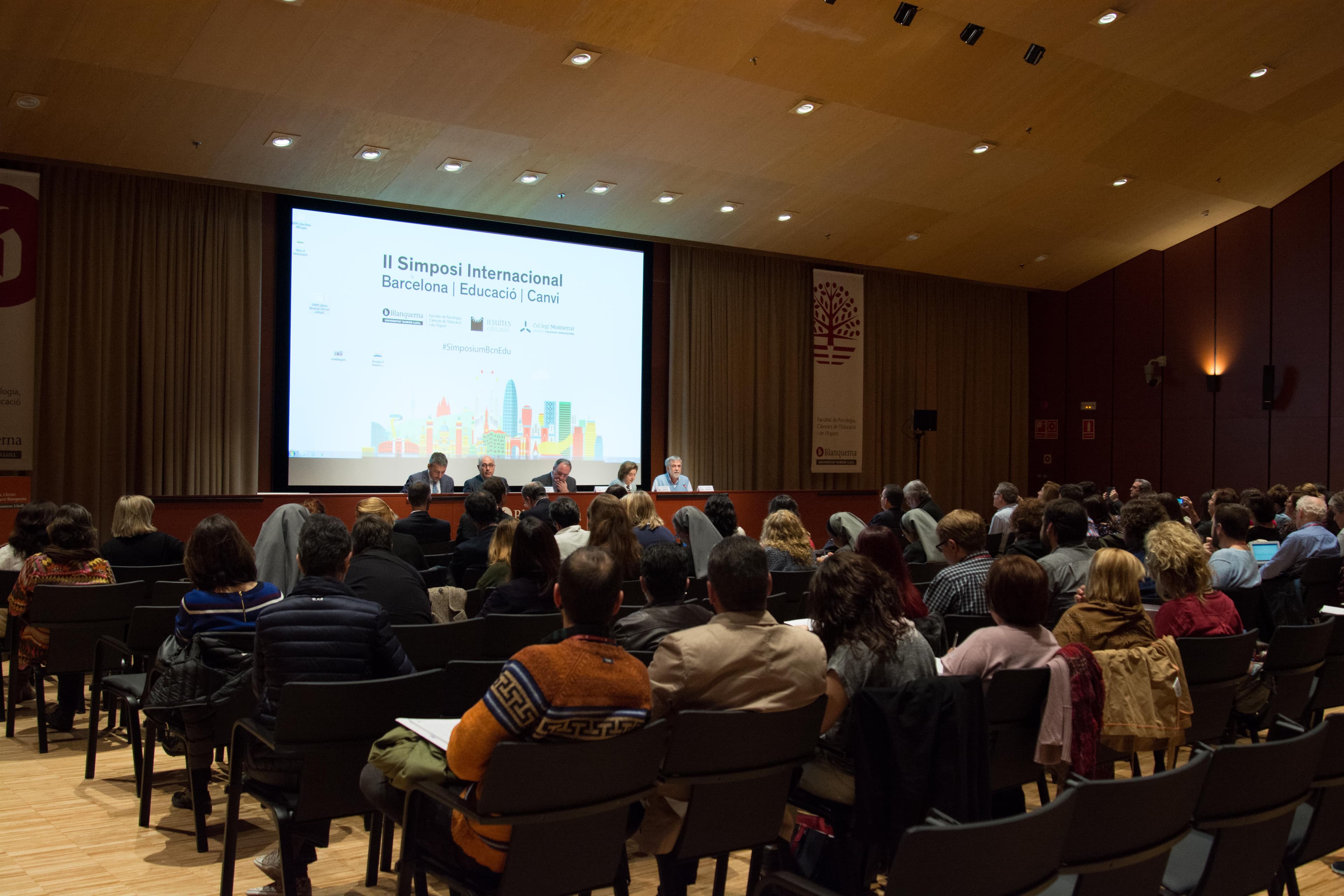 II Simposio Internacional Barcelona | Educación | Cambio