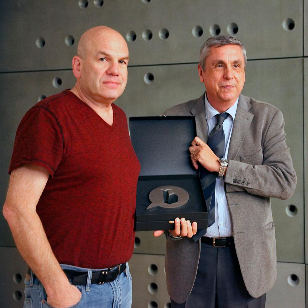 David Simon received the Special Blanquerna Communication Award